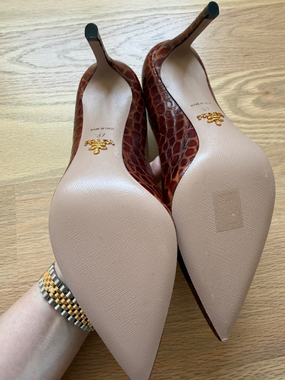 Prada heels - Picture 10 of 12